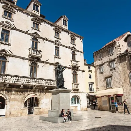 アパート ドルチェ ヴィータ スプリト